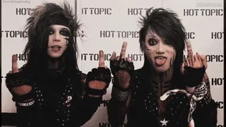 Another sick kill la kill cosplay 🦣🦜 F19 btw. Won't mind some cosplay suggestions